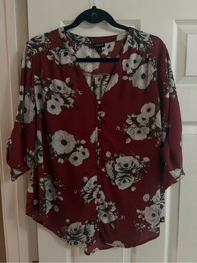 Torrid blouse top floral roll tab sleeves office feminine summer boho bohemian L